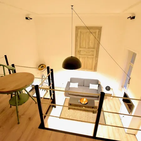 Standard By Hi5-terez Blv *