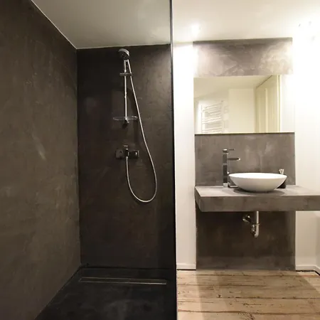 Standard By Hi5-terez Blv